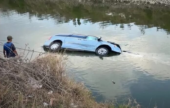 unidad-completo-sumergida-canal-rodhe-1