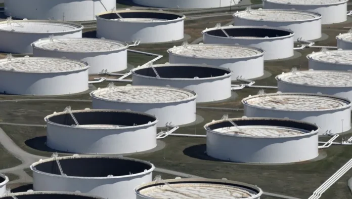 tanques-almacenamiento-petroleo-centro-petrolero